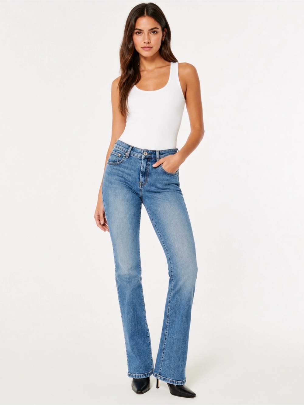 Express Women's Flared Jeans in Medium Blue Wash